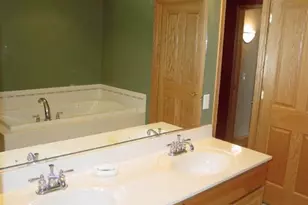 10 Vienna Cir, Madison, WI 53718 - Photo 15