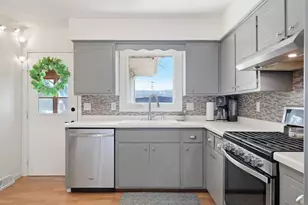 3105 Gerald St, Madison, WI 53704 - Photo 13