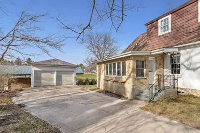 809 W Edgewater Street, Portage, WI 53901 - Photo 31