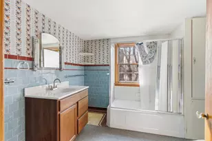 809 W Edgewater St, Portage, WI 53901 - Photo 27