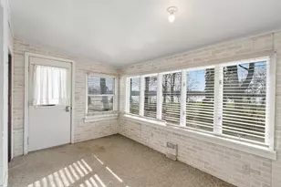 809 W Edgewater St, Portage, WI 53901 - Photo 17