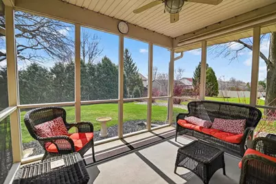 6825 Bluff Point Drive, Madison, WI 53718 - Photo 15