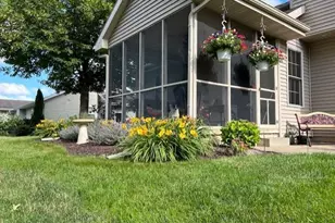 6825 Bluff Point Dr, Madison, WI 53718 - Photo 31