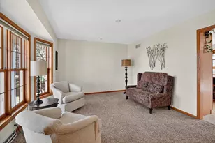6825 Bluff Point Dr, Madison, WI 53718 - Photo 3