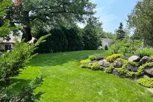 6825 Bluff Point Dr, Madison, WI 53718 - Photo 33