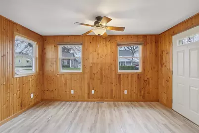 802 W Franklin Street, Portage, WI 53901 - Photo 7