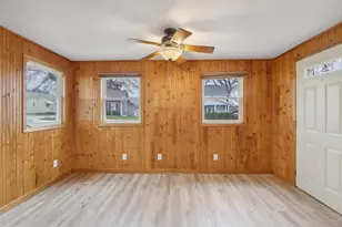 802 W Franklin St, Portage, WI 53901 - Photo 7