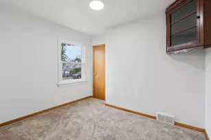 802 W Franklin St, Portage, WI 53901 - Photo 19