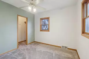 802 W Franklin St, Portage, WI 53901 - Photo 25