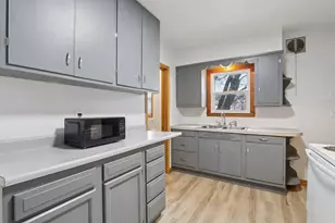 802 W Franklin St, Portage, WI 53901 - Photo 11