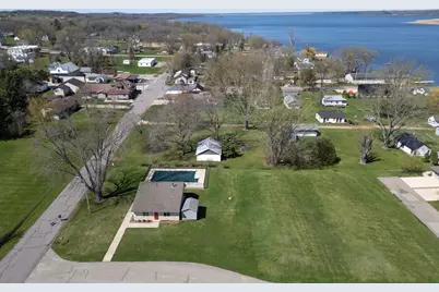 178 E Front Street #31, Marquette, WI 53947 - Photo 57
