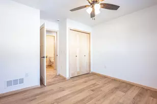 1618 Michigan Ave, Wisconsin Dells, WI 53965 - Photo 27