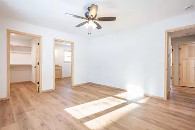 1618 Michigan Avenue, Wisconsin Dells, WI 53965 - Photo 25