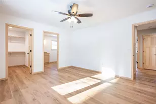 1618 Michigan Ave, Wisconsin Dells, WI 53965 - Photo 21