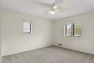 7204 Saukdale Dr, Madison, WI 53717 - Photo 9