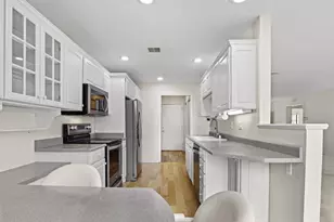 7204 Saukdale Dr, Madison, WI 53717 - Photo 7