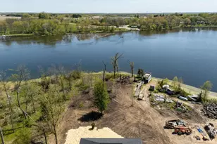 W647 Oak Shore Dr, Fall River, WI 53932 - Photo 51