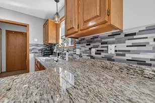 603 Sunnybrook Dr, DeForest, WI 53532 - Photo 15
