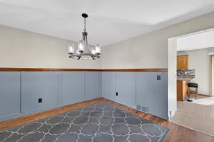 603 Sunnybrook Dr, DeForest, WI 53532 - Photo 3