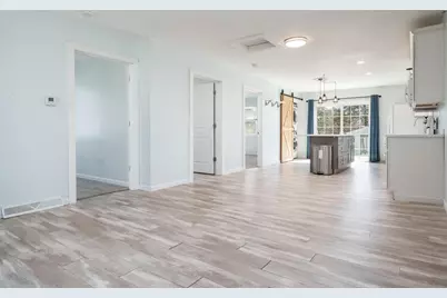 433 W Rockwell Street, Elkhorn, WI 53121 - Photo 3