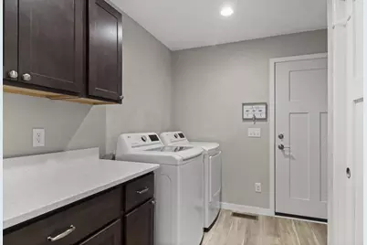 6282 Stone Gate Drive, Madison, WI 53719 - Photo 11