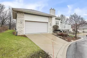 3216 Conservancy Ln, Middleton, WI 53562 - Photo 33