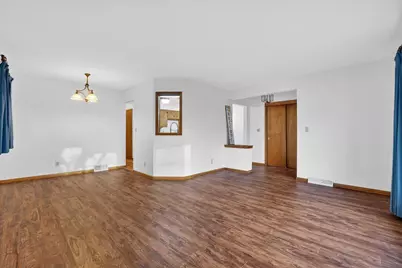 3160 S 95th Street, Milwaukee, WI 53227 - Photo 11