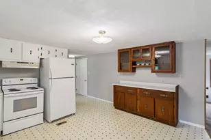 5040 Crestview Rd, Marshall, WI 53559 - Photo 13