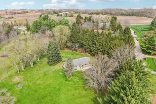 5963 Cherokee Valley Pass, Waunakee, WI 53597 - Photo 3