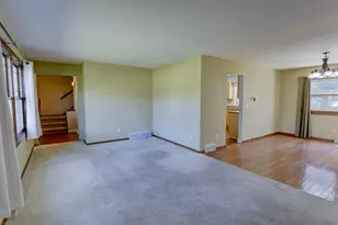 5310 Valley Dr, Mcfarland, WI 53558 - Photo 15