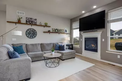 931 Margarets Way, Belleville, WI 53508 - Photo 7