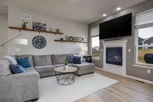 931 Margarets Wy, Belleville, WI 53508 - Photo 7