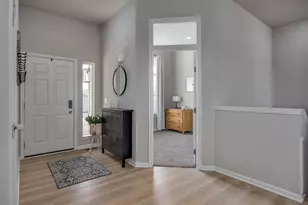 931 Margarets Wy, Belleville, WI 53508 - Photo 3