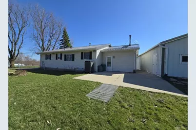 W5860 Advance Road, Monroe, WI 53566 - Photo 7