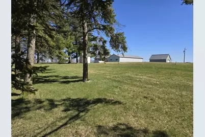 W5860 Advance Road, Monroe, WI 53566 - Photo 13