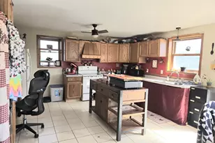 215 E Logan St, Tomah, WI 54660 - Photo 13