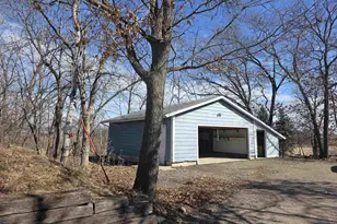 215 E Logan St, Tomah, WI 54660 - Photo 9