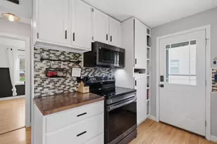 209 Oak St, Sun Prairie, WI 53590 - Photo 21