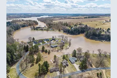 S469 Warbler Court, La Valle, WI 53941 - Photo 9