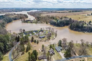 S469 Warbler Ct, La Valle, WI 53941 - Photo 9