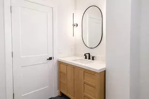 3101 Shadyside Dr, Stoughton, WI 53589 - Photo 9