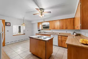 609 Greenfield Ave, Beaver Dam, WI 53916 - Photo 11