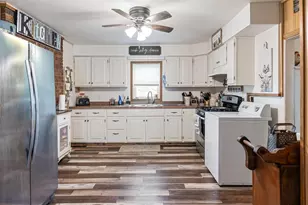 472 North St, Green Lake, WI 54941 - Photo 7