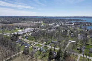 472 North St, Green Lake, WI 54941 - Photo 15