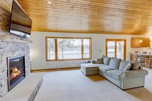 842 E Hiawatha Dr, Wisconsin Dells, WI 53965 - Photo 7