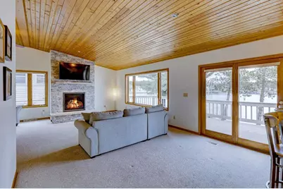 842 E Hiawatha Drive, Lake Delton, WI 53965 - Photo 9