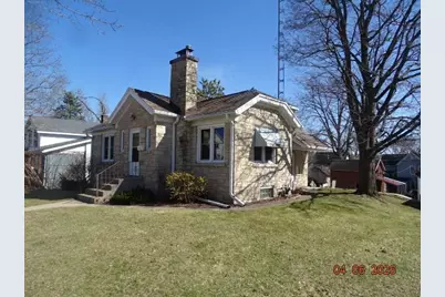 626 W Pleasant Street, Portage, WI 53901 - Photo 3