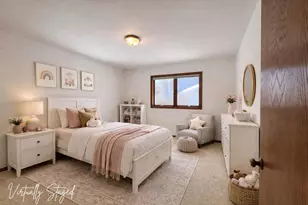 7402 Longmeadow Rd, Madison, WI 53717 - Photo 11