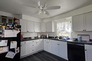 401 E Montgomery St, Sparta, WI 54656 - Photo 9