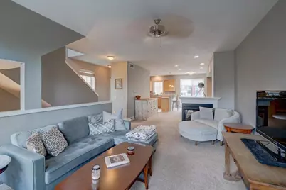 3105 Prospect Drive, Sun Prairie, WI 53590 - Photo 3